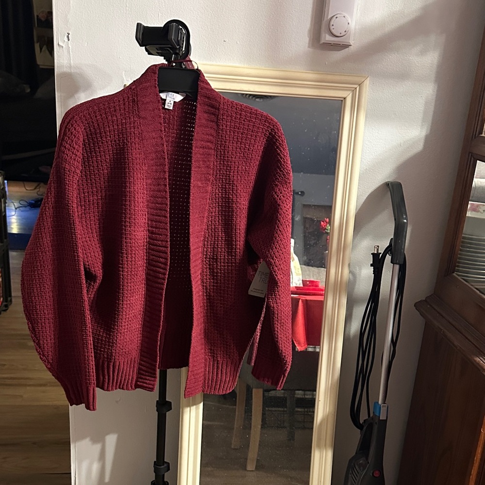 Women's burgundy  Sweater